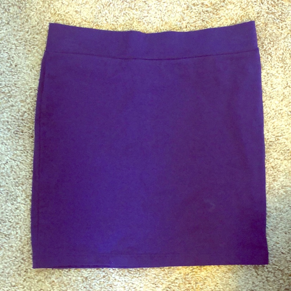 Grape colored body con skirt